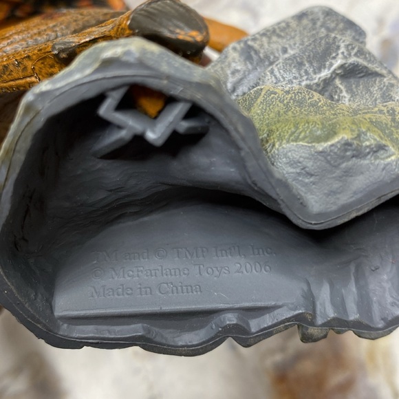 McFarlane Berserker Dragon Series 3 with Case - Picture 7 of 7